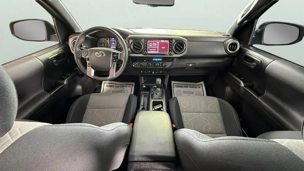 Used 2023  Toyota SR image 32