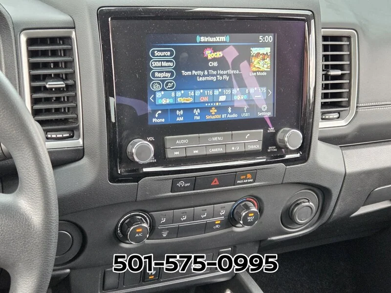 Used 2024 Red Alert NISSAN CREW CAB 4X2 SV image 20