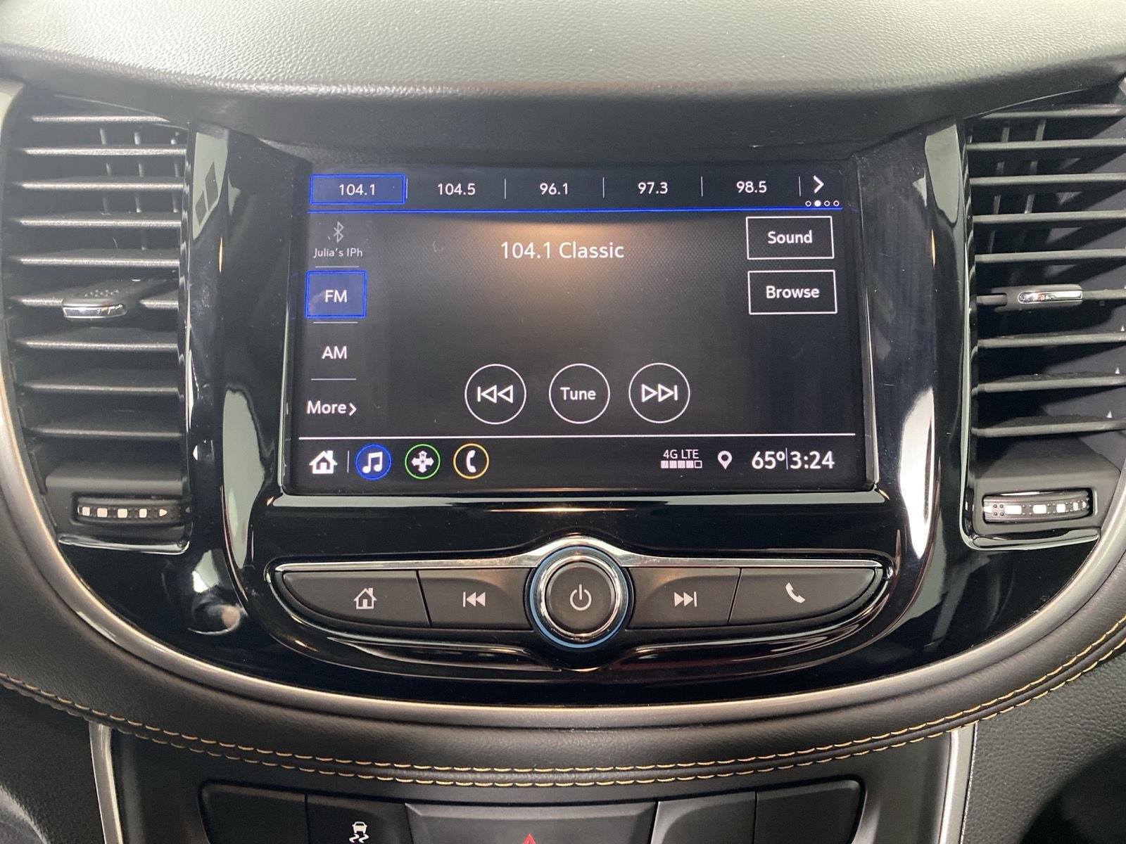 Used 2022 Summit White Chevrolet LT image 2