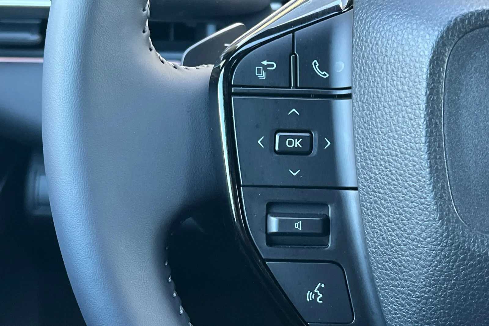 Certified Used 2026 Blueprint Toyota XLE image 25