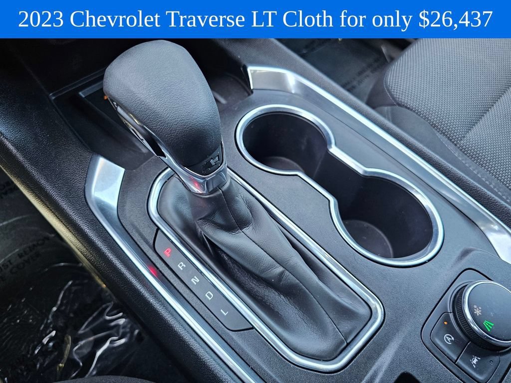 Used 2023 Mosaic Black Metallic Chevrolet LT Cloth image 27