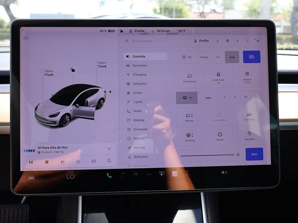 Used 2020 White Tesla Long Range image 46