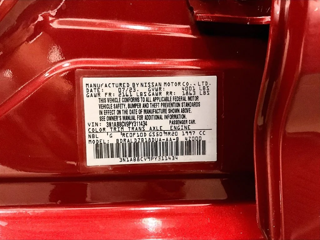 Used 2023 Red Nissan SV image 19