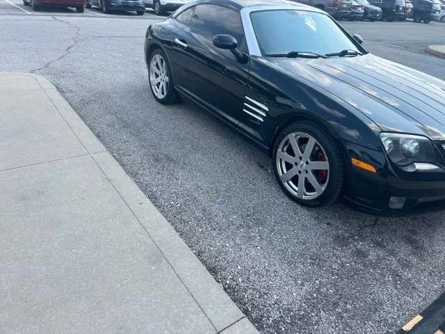 Used 2004 Black Chrysler Base image 6