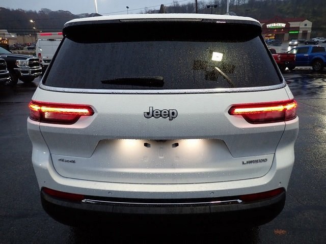 2025 Jeep Grand Cherokee Laredo X photo 4