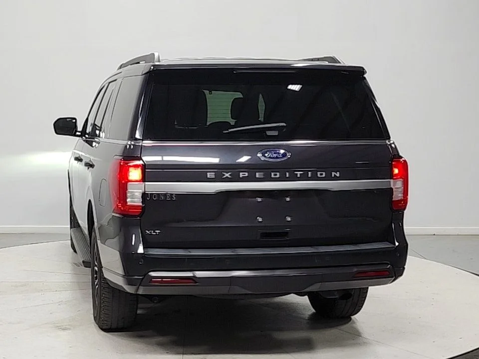 Used 2024 Gray Ford XLT image 6
