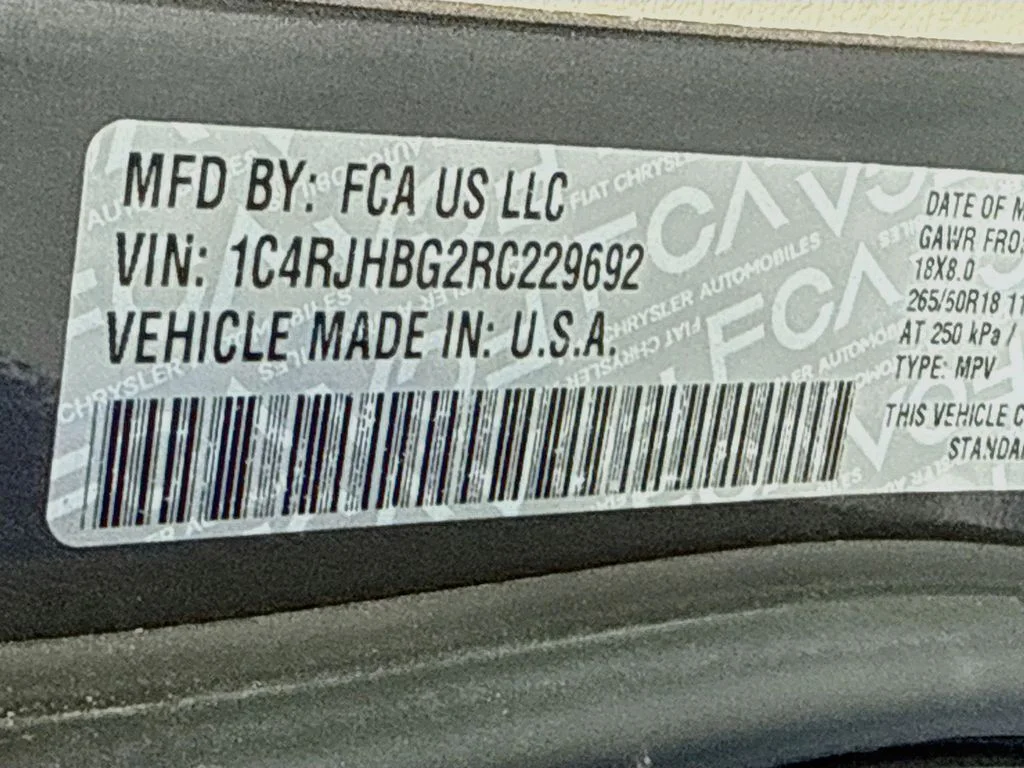 Certified Used 2024 Baltic Gray Metallic Clearcoat Jeep Limited image 34
