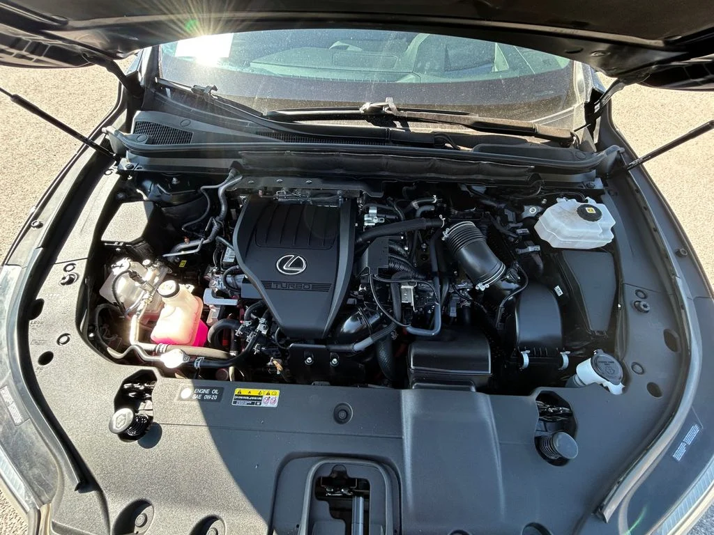 Used 2024 Black Lexus 500h F SPORT Performance image 21