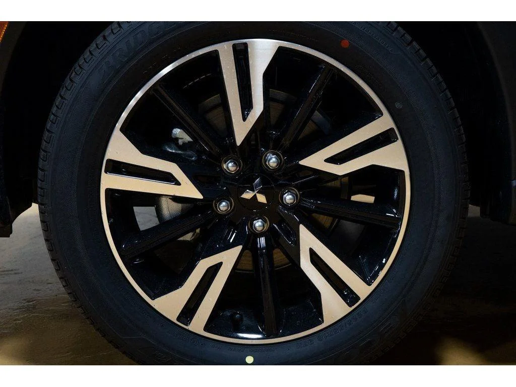 2026 Mitsubishi Eclipse Cross SE - Photo 13