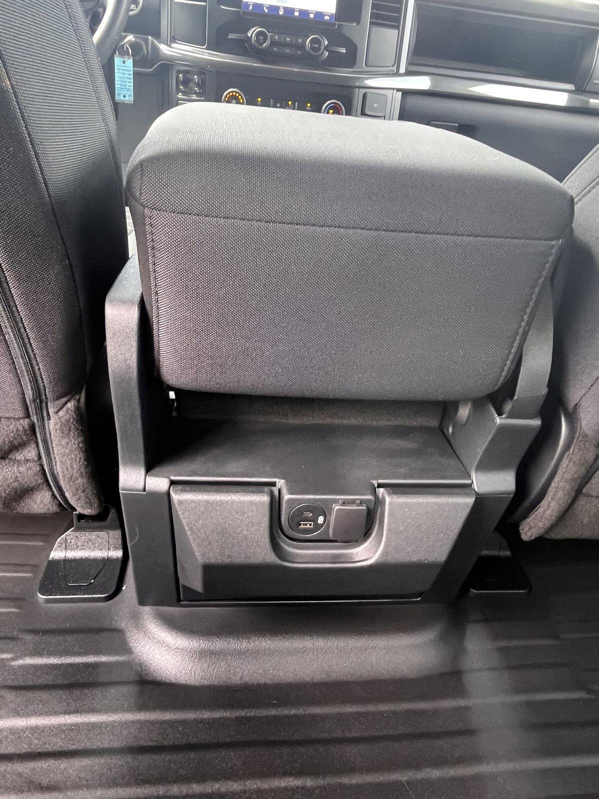Used 2023 Oxford White Ford XL image 31