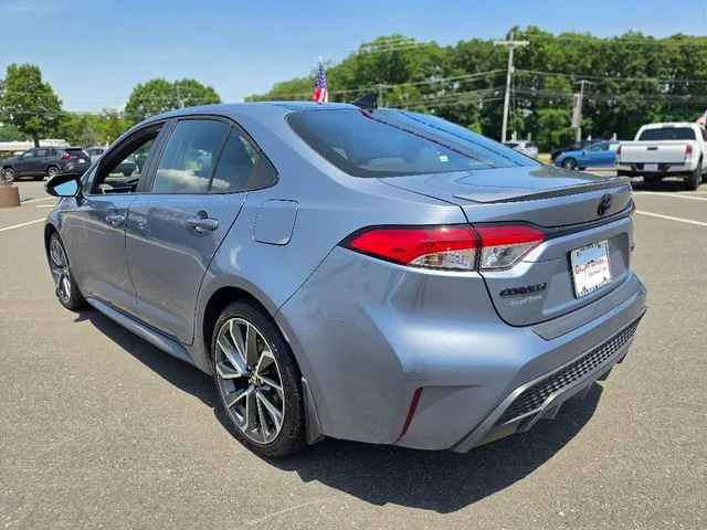 Used 2022 Black Toyota SE image 5