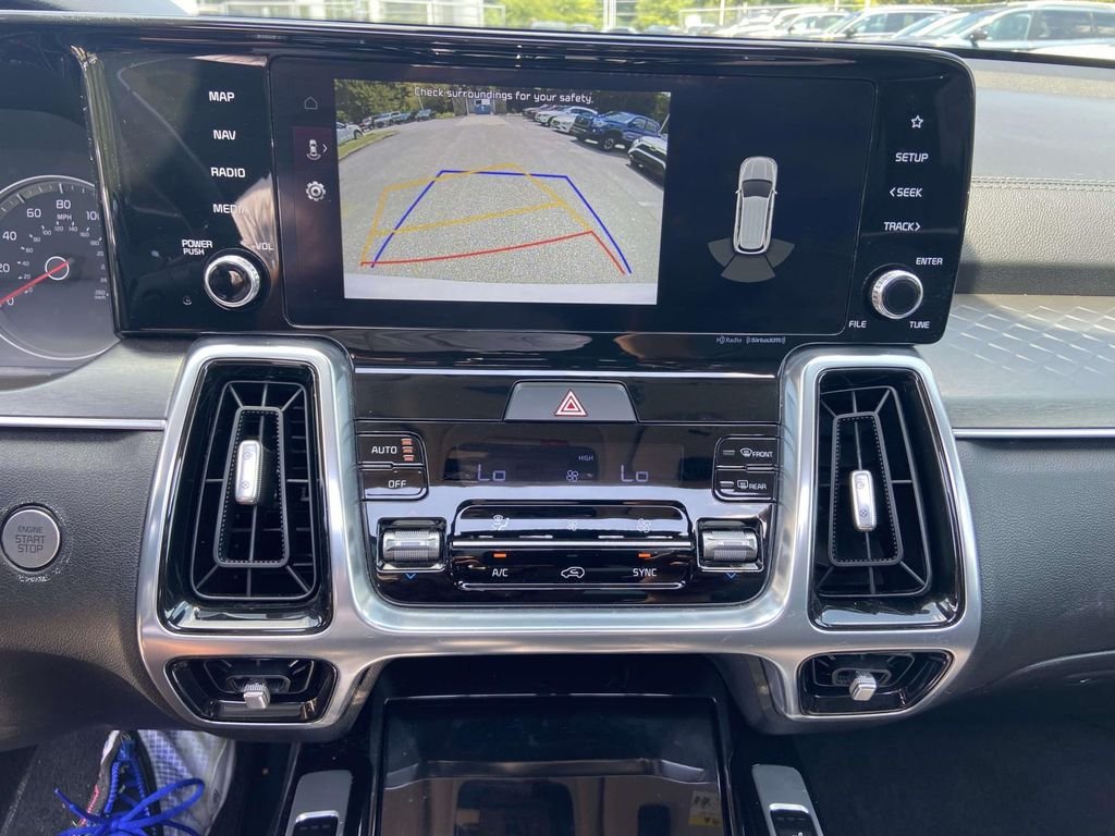 Used 2022 White Kia SX image 26