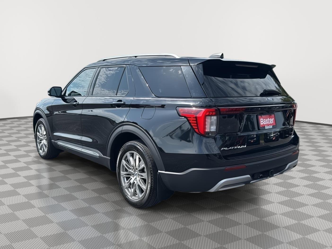 Used 2025 Agate Black Ford Platinum image 26