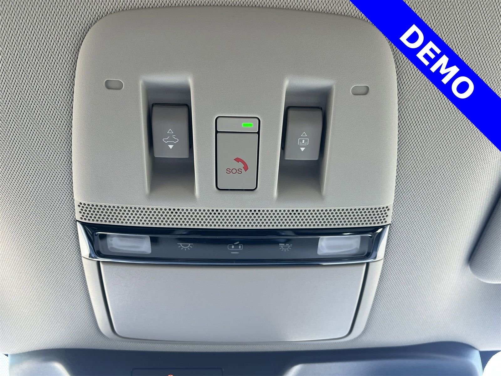 2025 Nissan Armada Platinum Reserve - Photo 18