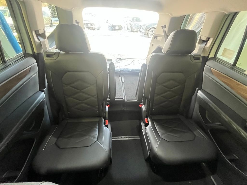 New 2026 White/off-white Volkswagen 2.0T SE w/Technology image 23