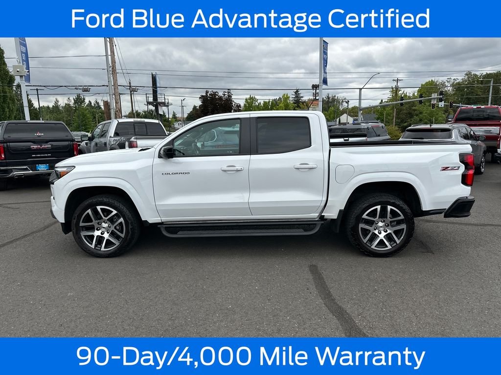 Used 2023 White Chevrolet Z71 image 4