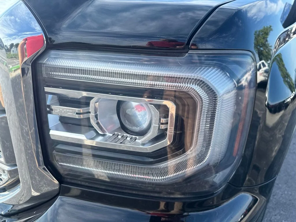 Used 2017 Black GMC Denali image 48