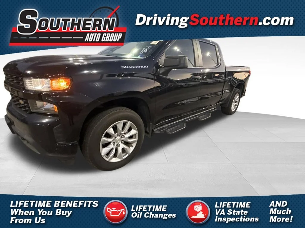 Used 2022 Black Chevrolet Custom image 1
