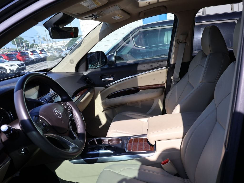 Used 2018  Acura 3.5L image 11