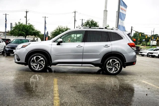 Used 2023 Ice Silver Metallic Subaru Touring image 8
