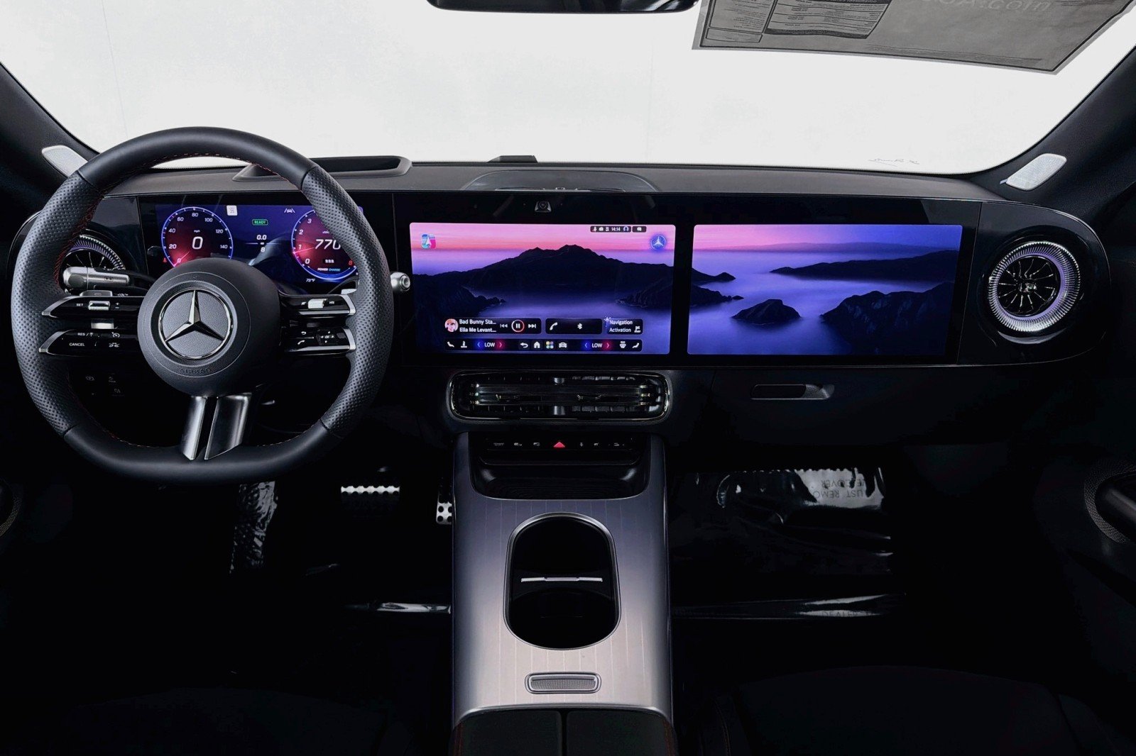New 2027 MANUFAKTUR Alpine Grey Mercedes-Benz CLA 220 Hybrid image 4