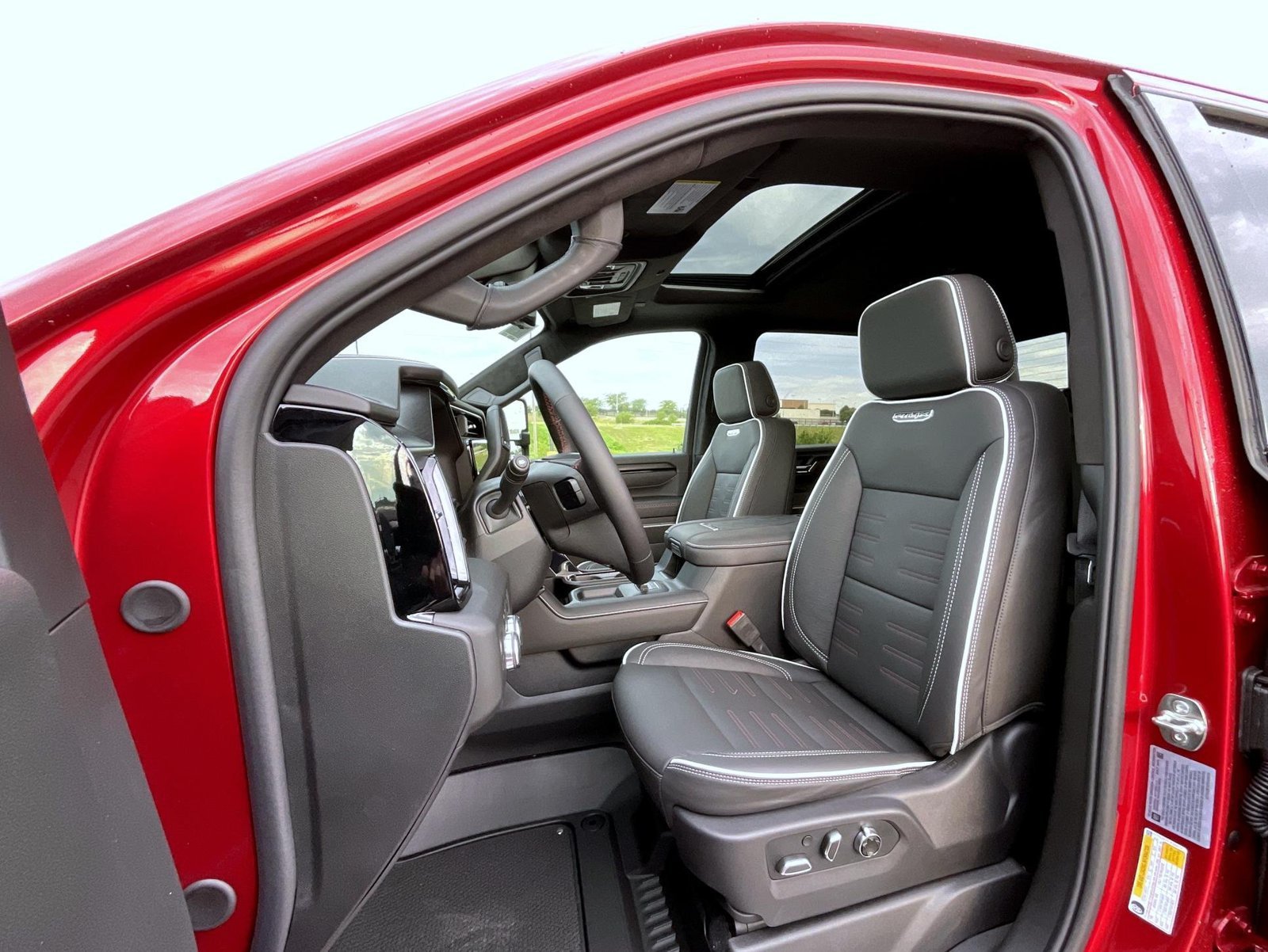2026 GMC Sierra 2500HD AT4X - Photo 10