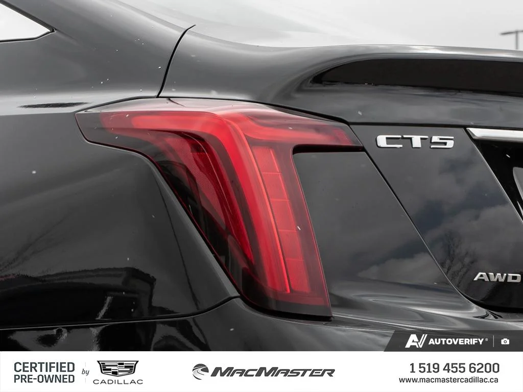 Certified Used 2022  Cadillac Premium Luxury image 16
