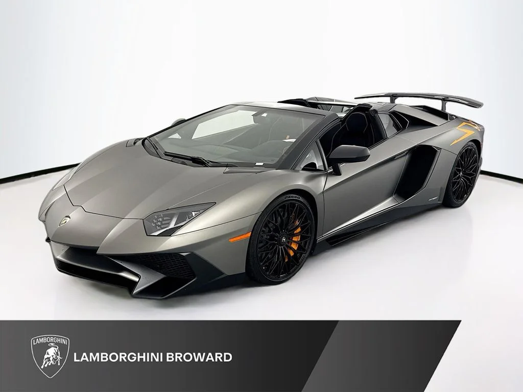 2017 Lamborghini Aventador LP 750-4 Superveloce Roadster's photo