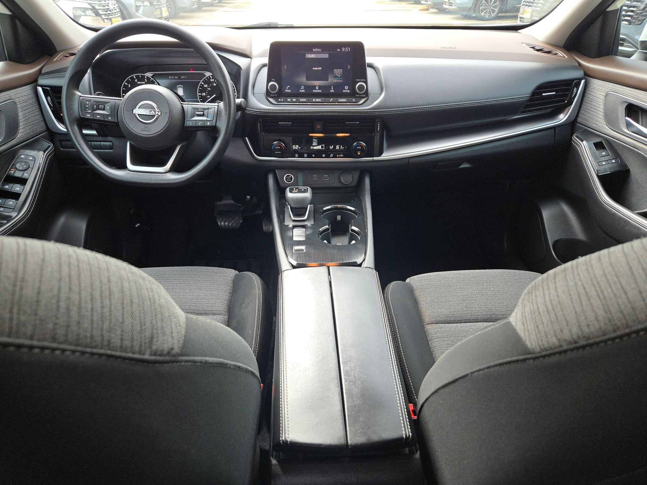 Used 2022 Pearl White Tricoat Nissan SV image 15