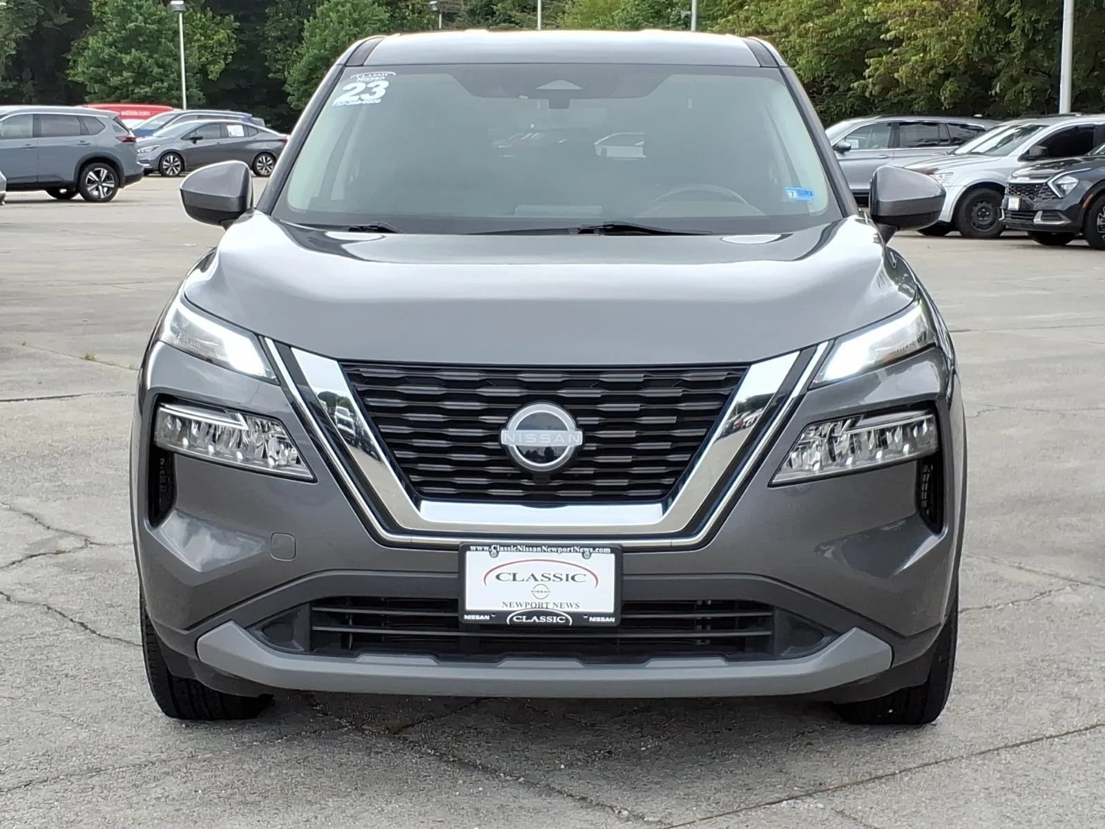 Used 2023 Gun Metallic Nissan SV image 2