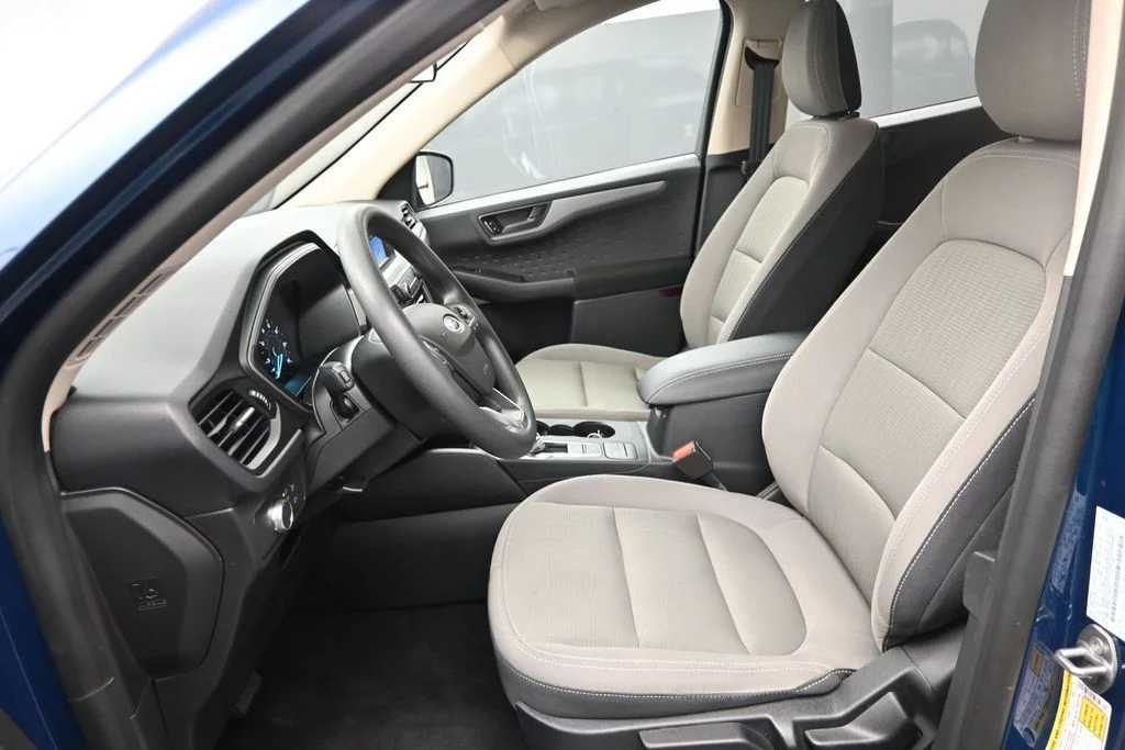 Used 2020 Green Ford S image 17