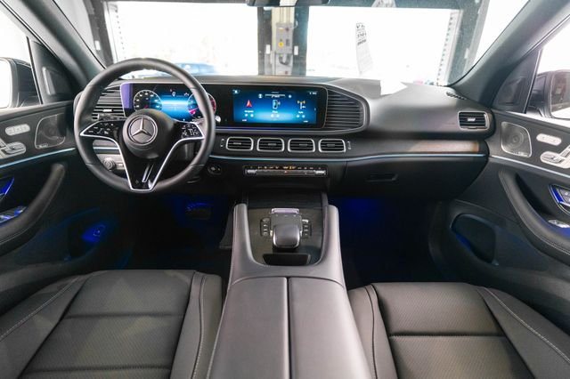 New 2026 MANUFAKTUR Moonlight White Magno Mercedes-Benz GLE 450 image 11