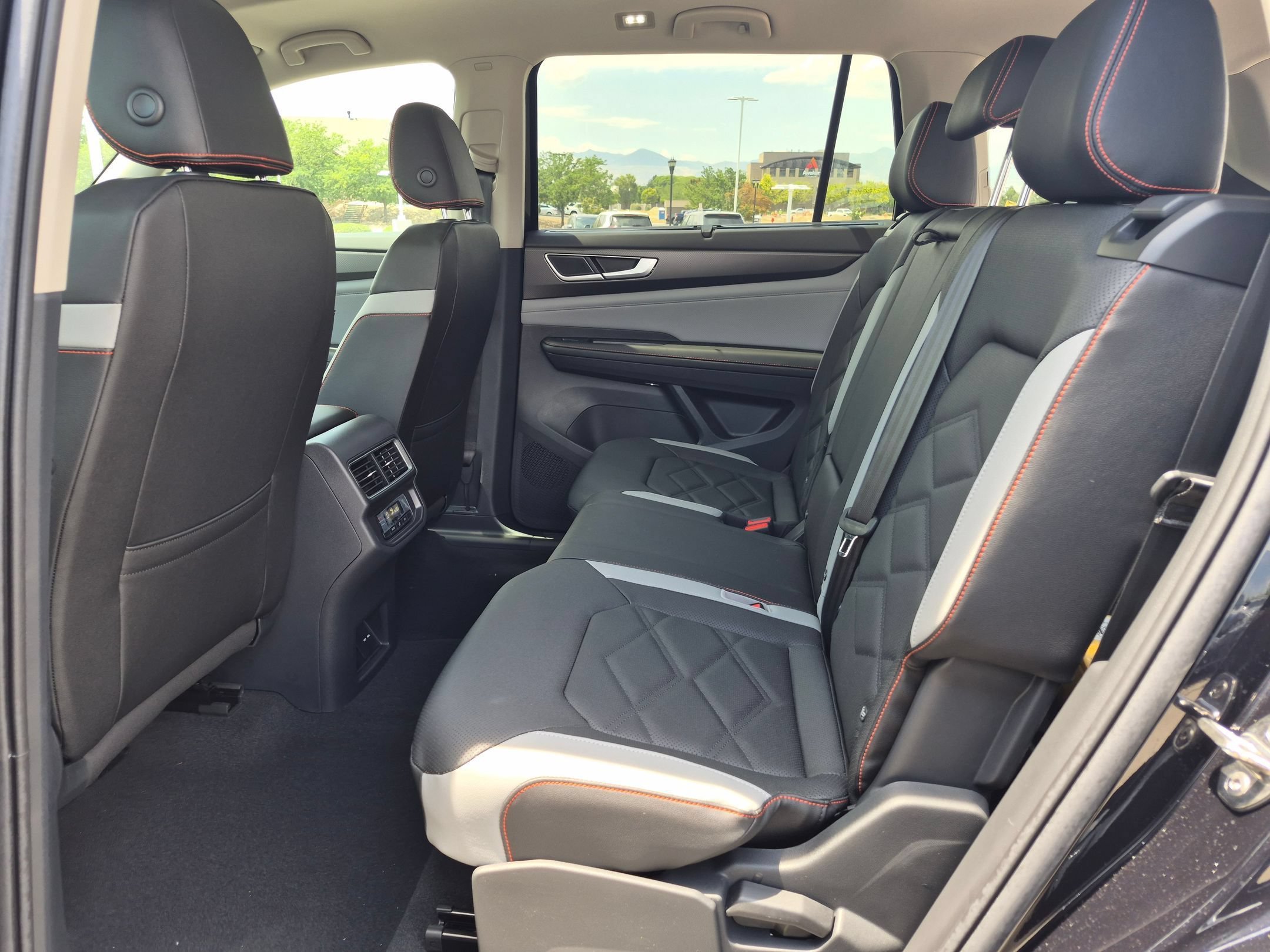 New 2026 Black Pearl Volkswagen 2.0T Peak Edition image 25