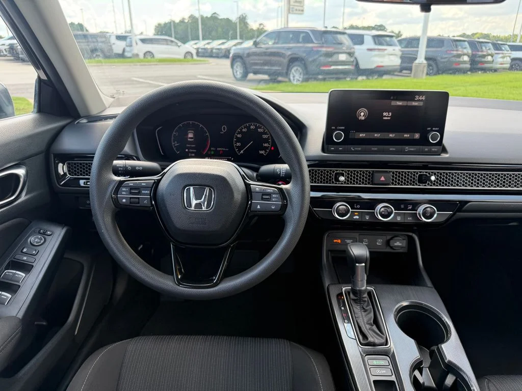 Used 2025 Silver Honda LX image 8