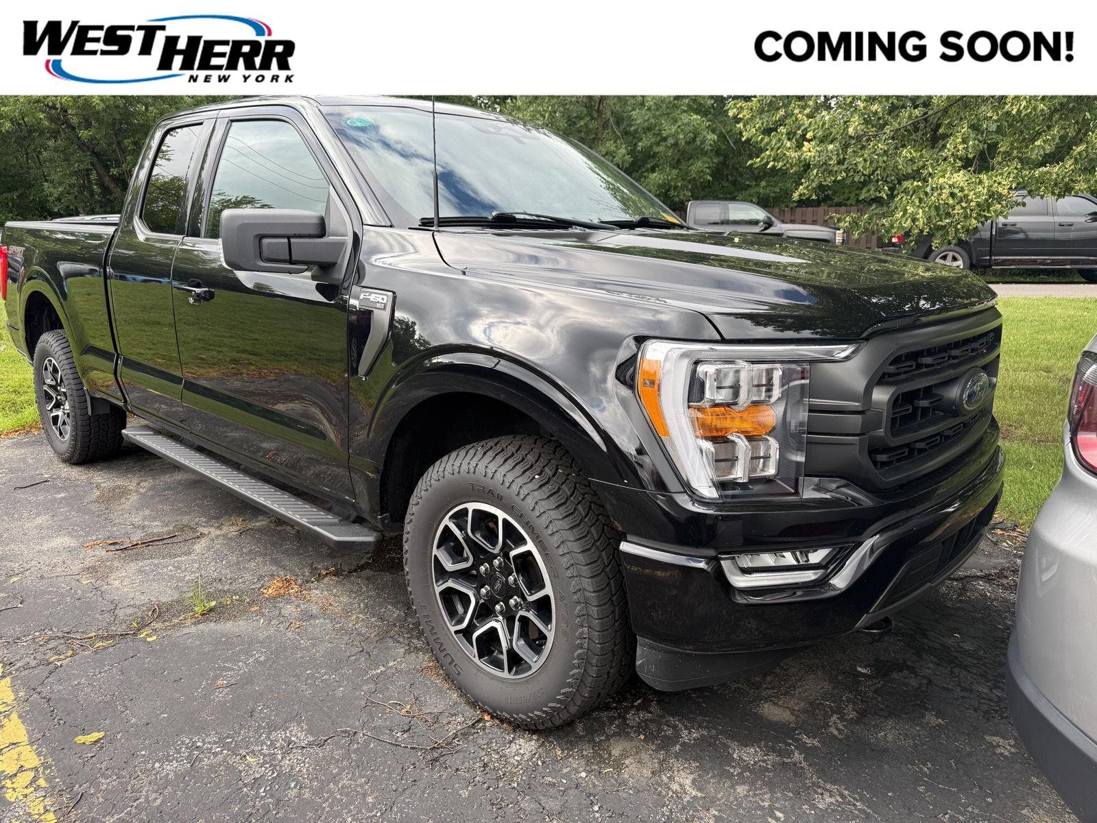 Used 2023 Agate Black Ford XLT image 1