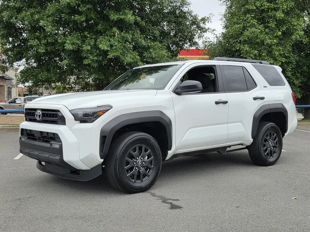 2025 TOYOTA 4RUNNER SR5
