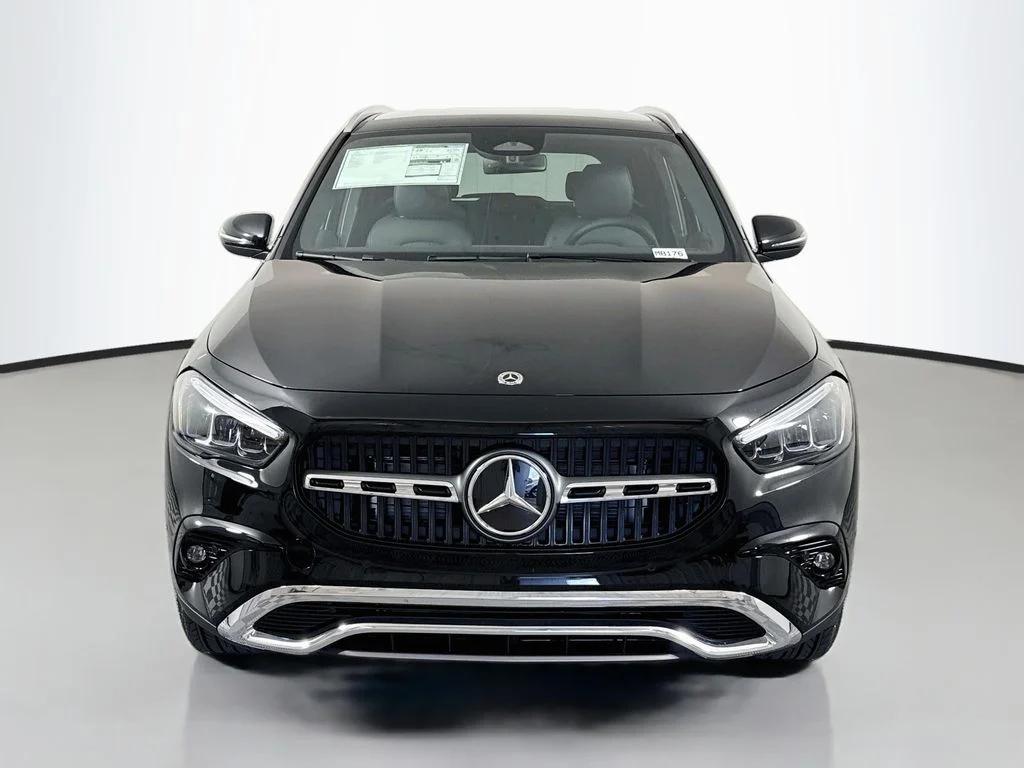 New 2026 Black Mercedes-Benz GLA 250 image 2