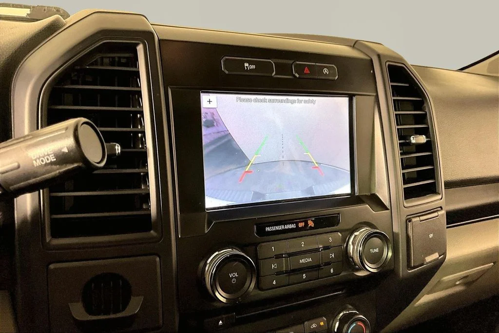 Used 2018 White Ford XL image 13