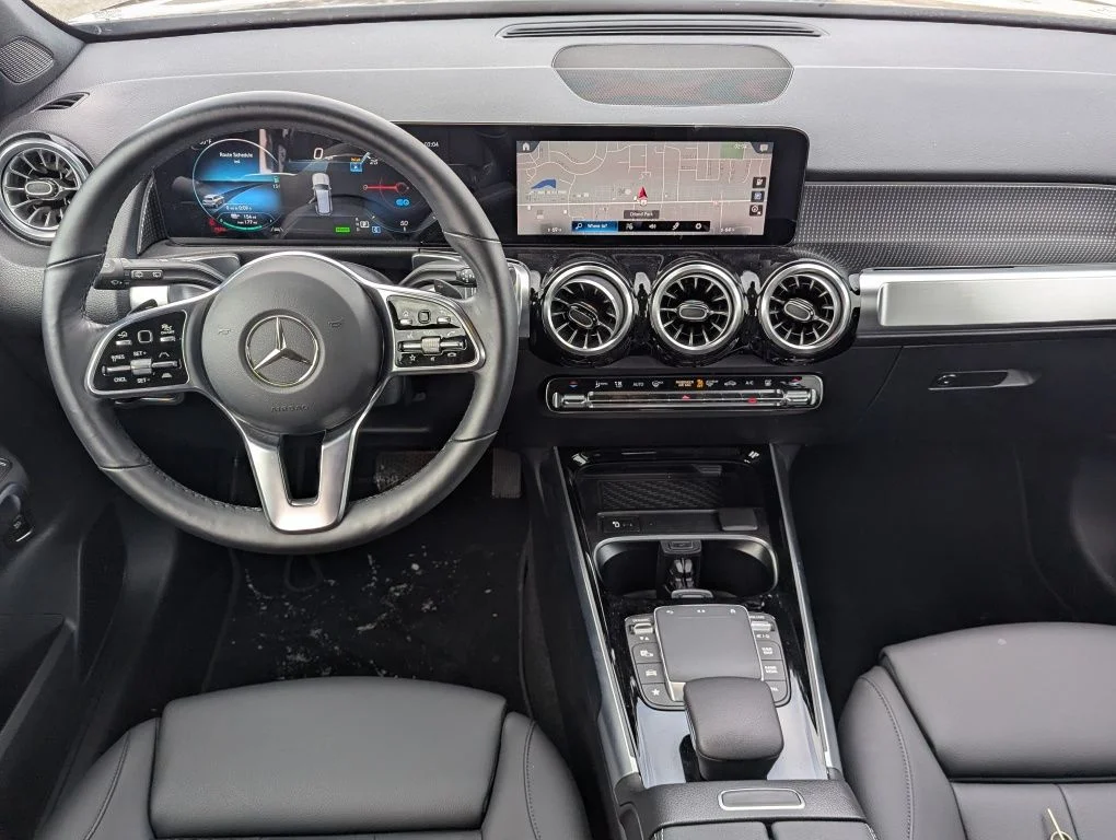 Used 2023 Black Mercedes-Benz 300 image 33