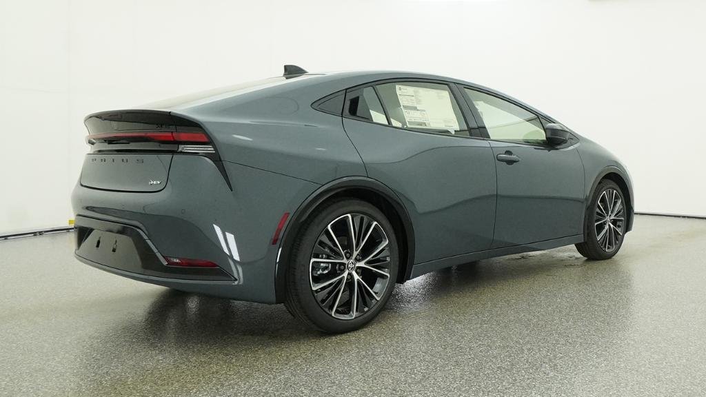 New 2026 Guardian Gray Toyota XLE image 6