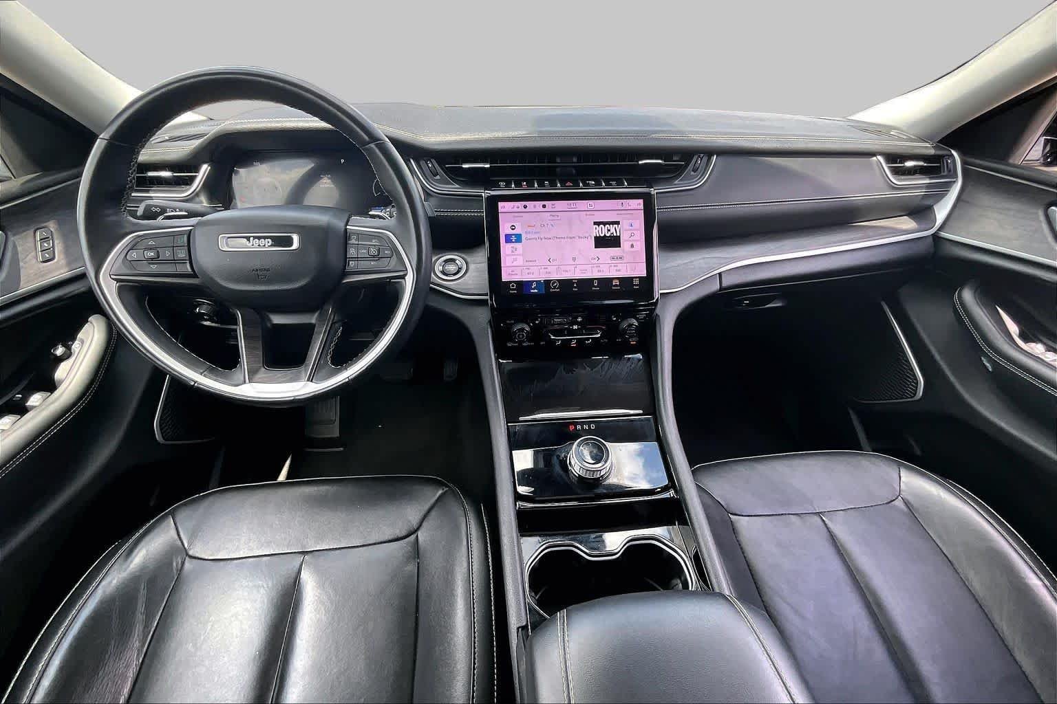 Used 2022 Diamond Black Crystal Pearlcoat Jeep Limited image 14
