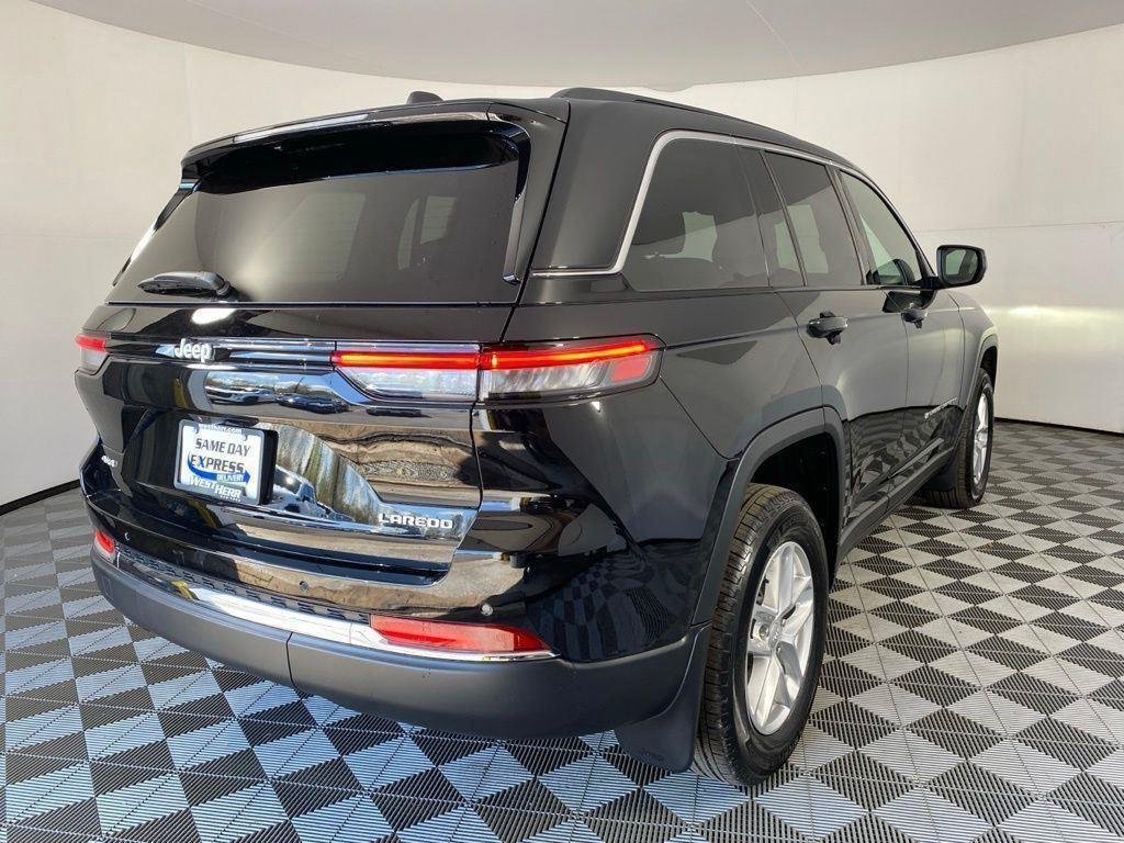 2025 Jeep Grand Cherokee Laredo - Photo 10