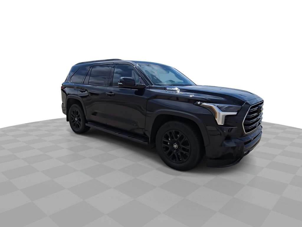 Used 2025  Toyota Limited image 2