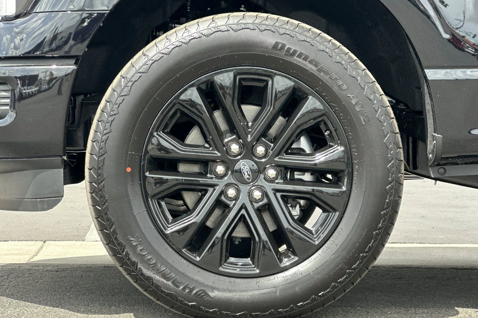 New 2026 Agate Black Metallic Ford Lariat® image 24