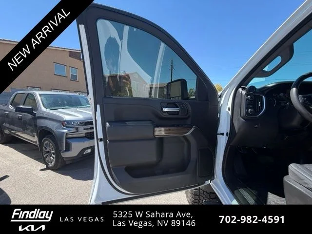 Used 2020 White Chevrolet LT image 9