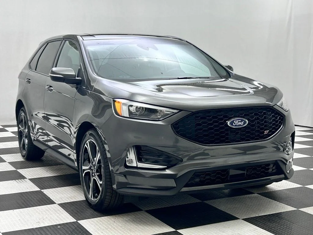 Used 2019 Gray Ford ST image 2