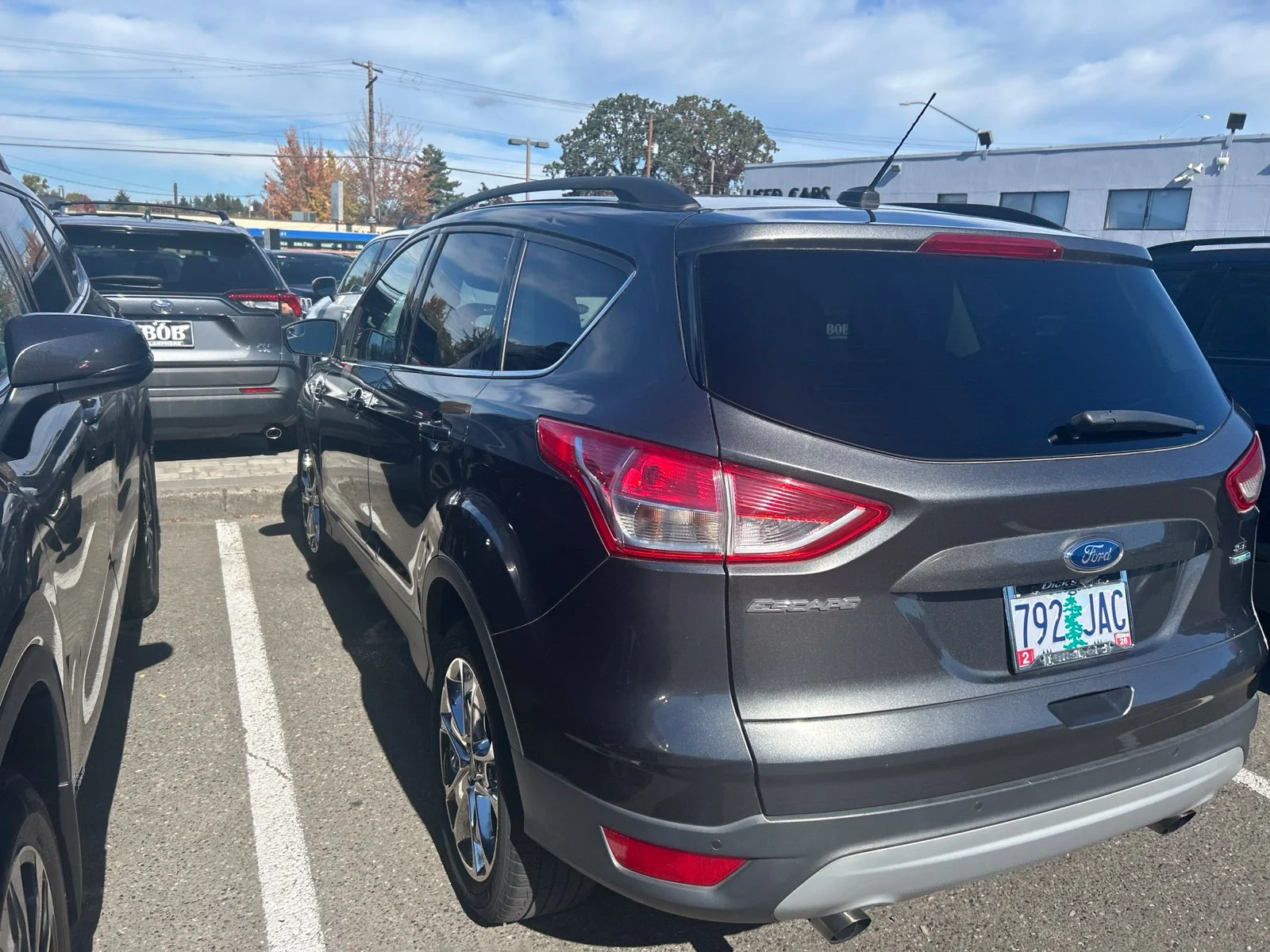 Used 2016 Gray Ford SE image 4