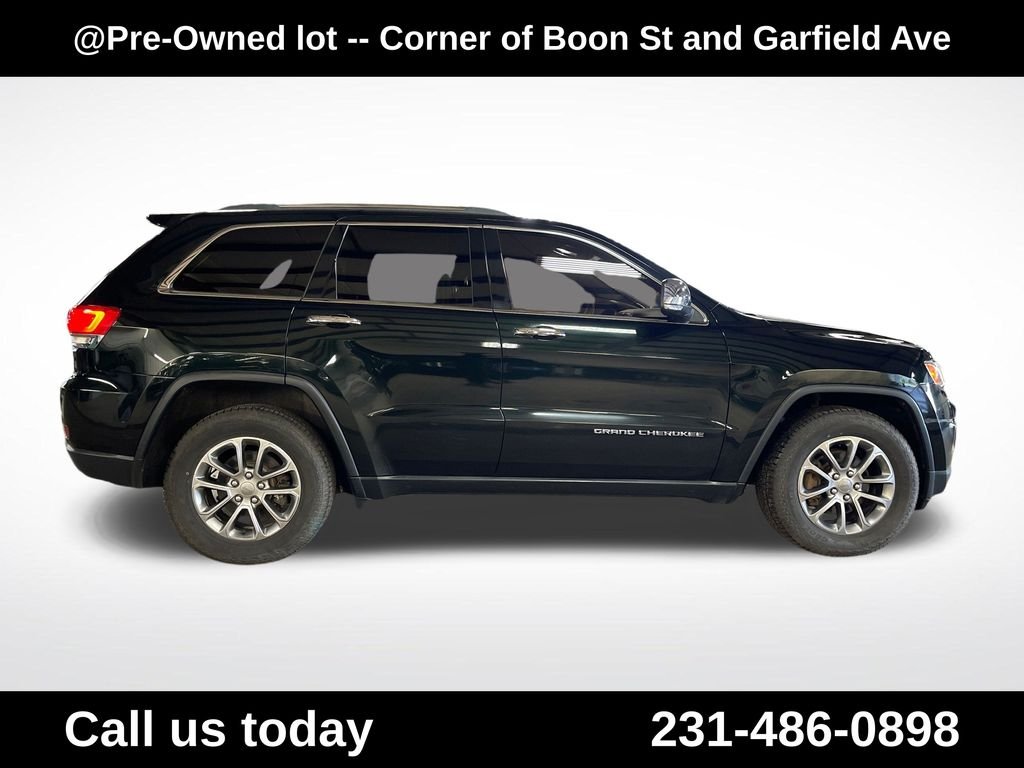 Used 2015 Green Jeep Limited image 6