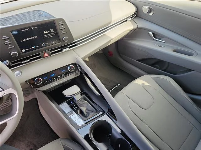 New 2026 Serenity White Pearl Hyundai  image 20