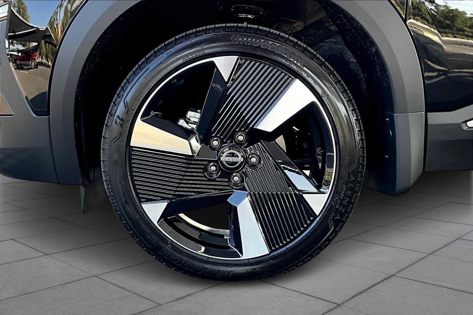 2026 Nissan KICKS SR - Photo 11